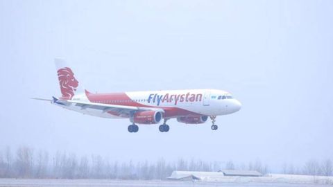 Ostonada samolyot ikki sutkadan buyon Toshkentga ucha olmayapti
