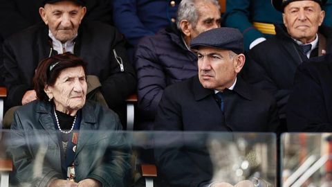 Pashinyan Moskvadagi paradga bormaydigan boʻldi