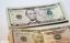 O&lsquo;zbekistonda dollar kursi&nbsp;12 414 so&lsquo;mdan tushdi