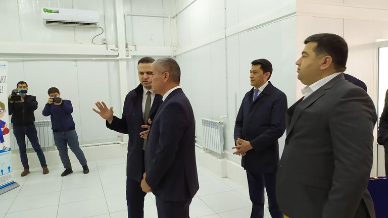 Buxoroda vaksinalarni saqlash uchun sovitish ombori ochildi