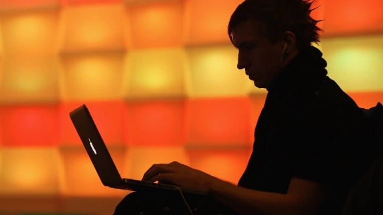 Шимолий кореялик хакерлар ракета дастурини молиялаштириш учун 3 млрд доллар ўғирлади