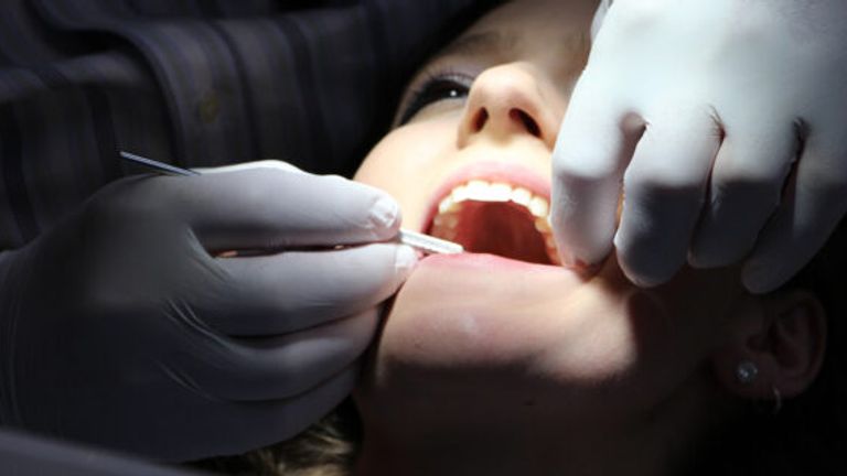 Япониялик олимлар стоматология ривожига катта ҳисса қўшадиган ихтирони тақдим этди