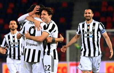 A Seriya. “Milan” “Atalanta”ni yengib, mavsumni 2-o‘rinda yakunladi. “Napoli”ning ochko yo‘qotganidan foydalangan “Yuventus” YChL yo‘llanmasiga ega bo‘ldi