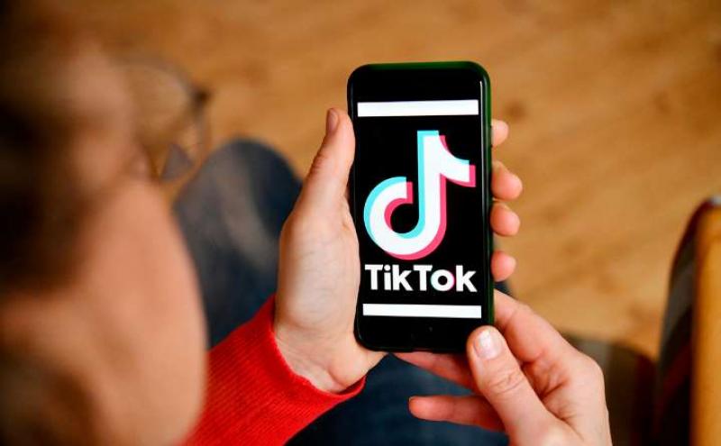 TikTok suitsidga moyilligi borlarni aniqlab, ularga yordam beradi