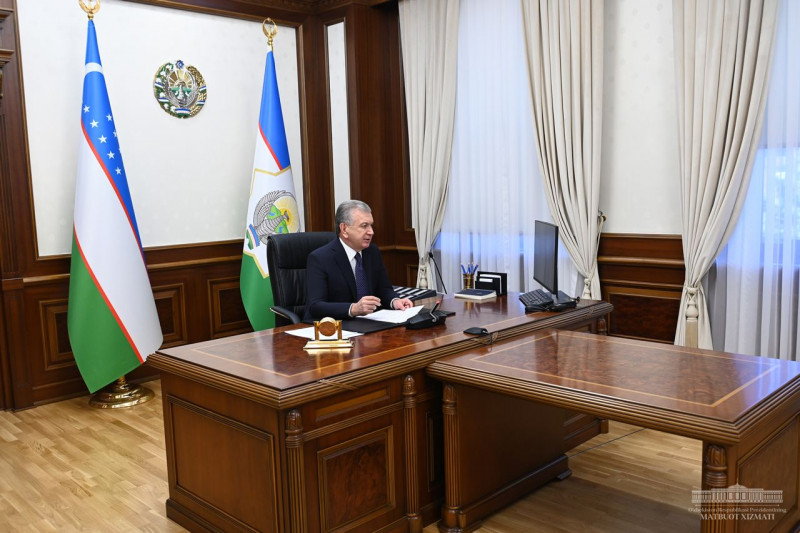 Shavkat Mirziyoyev urges to promote more aggressively vocational and language training courses at schools