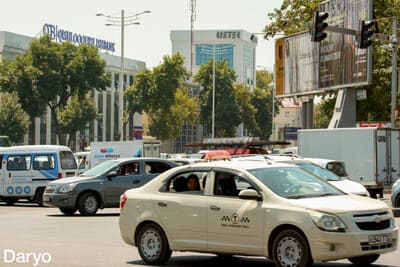 Shavkat Mirziyoyev approves law providing 50% discount for fast payment of traffic fines