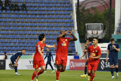 Superliga. “Navbahor” Toshkentda “OKMK”ga yutqazib qo‘ydi, “Nasaf” 5 ta gol urilgan o‘yinda “Surxon”ni yengdi