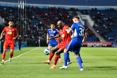 Superliga. “Nasaf” o‘z uyida “Navbahor”ni mag‘lub etolmadi, “Neftchi” va “Surxon” o‘yinida ham g‘olib aniqlanmadi