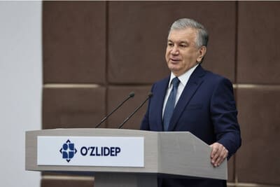 Kelgusi yillarda biznes uchun qo‘shilgan qiymat, foyda, aylanma va mol-mulk soliq stavkalari oshirilmasligi qatʼiy kafolatlanadi — Shavkat Mirziyoyev