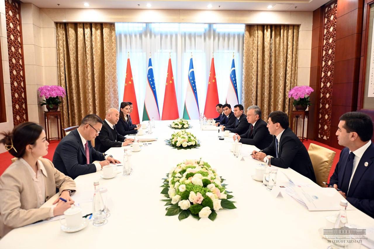 Uzbekistan's economic horizon expands as 'Amer International' chairman meets President Mirziyoyev in Beijing 