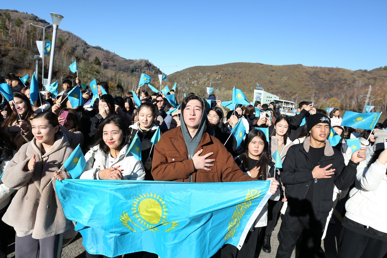 Kazakhstanъs population has reached 20 million and is going through changes