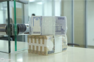 O‘zbekistonda bolalar nafaqasi va moddiy yordam kimlarga tayinlanadi? 