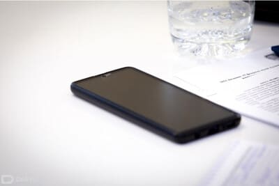 O‘zbekistonga jismoniy shaxslar tomonidan mobil qurilmalarni olib kirishda deklaratsiya to‘ldiriladi