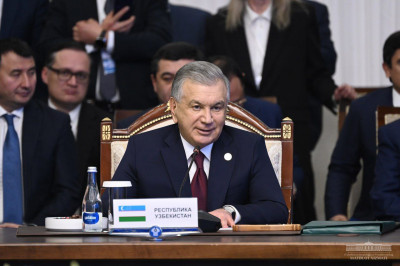 Shavkat Mirziyoyev hamdo‘stlik doirasidagi o‘zaro manfaatli hamkorlikni yanada kengaytirish bo‘yicha qator tashabbuslarni ilgari surdi