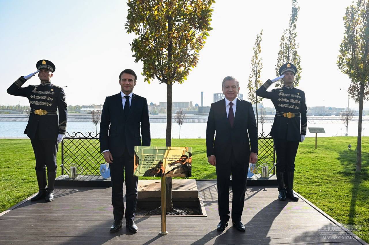 Uzbekistan and France's presidents explore cultural heritage and plant seeds of friendship