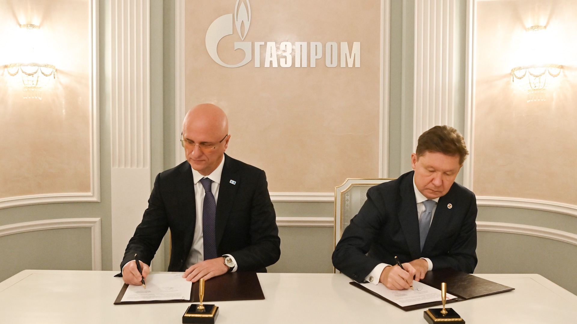 Kazakh delegation participates in XII St. Petersburg International Gas Forum 