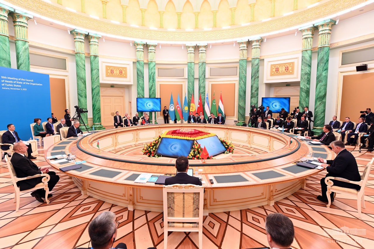 Shavkat Mirziyoyev urges unwavering humanitarian aid for Afghanistan at Turkic States Summit