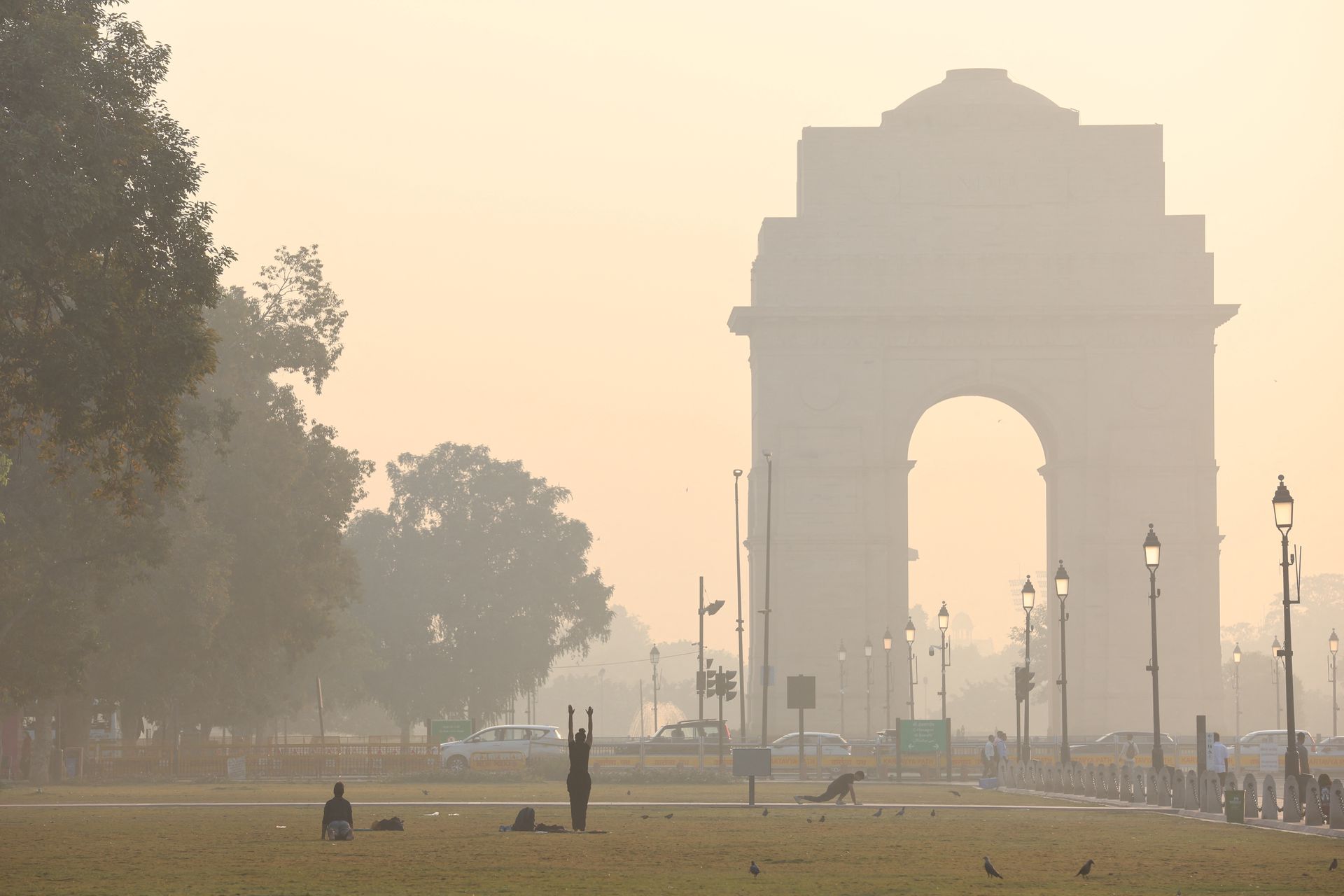 New Delhi chokes on hazardous air as AQI hits alarming Levels, tops world's most polluted cities list 