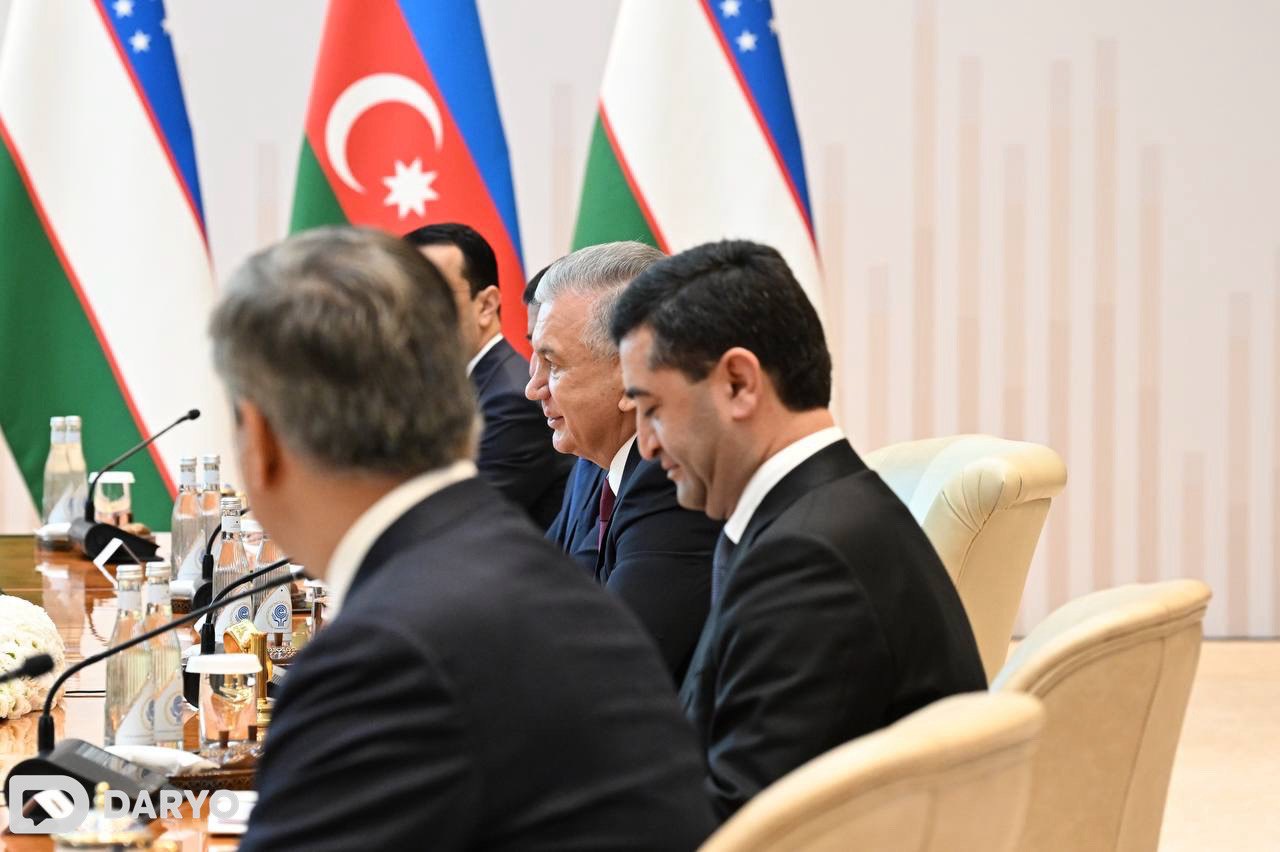 Uzbekistan and Azerbaijan presidents elevate strategic partnership at ECO Summit 