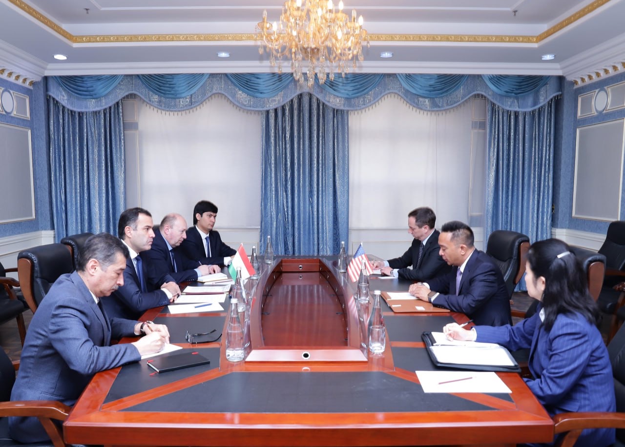 Deputy Minister of Foreign Affairs of the Republic of Tajikistan, Farhod Salim, with the Ambassador Extraordinary and Plenipotentiary of the United States of America to Tajikistan, Manuel Micaller