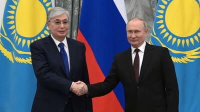 «Богатое прошлое и блестящее будущее»: зачем Путин едет в Казахстан?