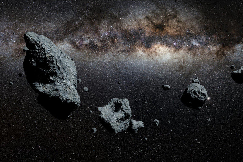 Yerga beshta potensial xavfli asteroid yaqinlashmoqda 