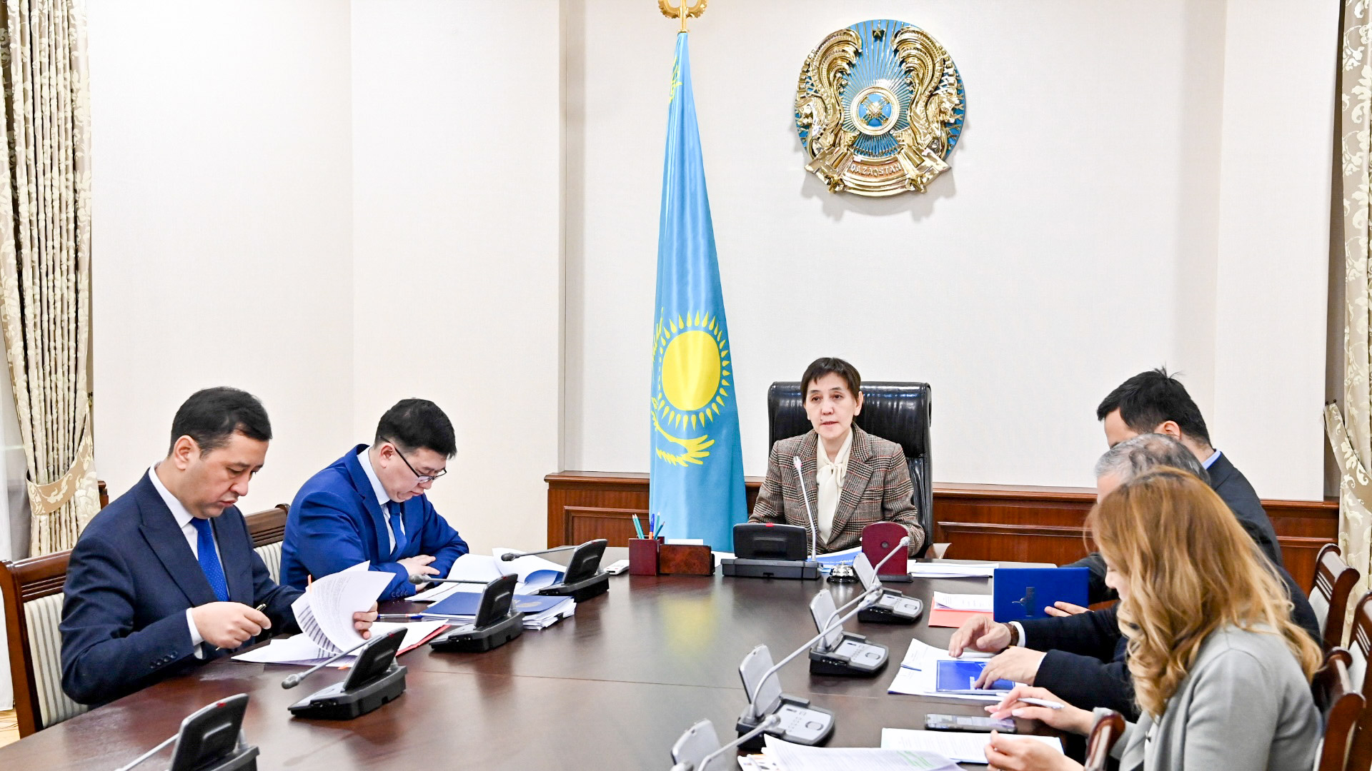 Deputy PM Duisenova chairs crucial meeting on child safety in Kazakhstan's education