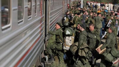 “Қўшнингиз мигрант бўлса, ‘военкомат’га қўнғироқ қилинг”: Россиядаги мигрантлар урушга қандай ёлланмоқда?