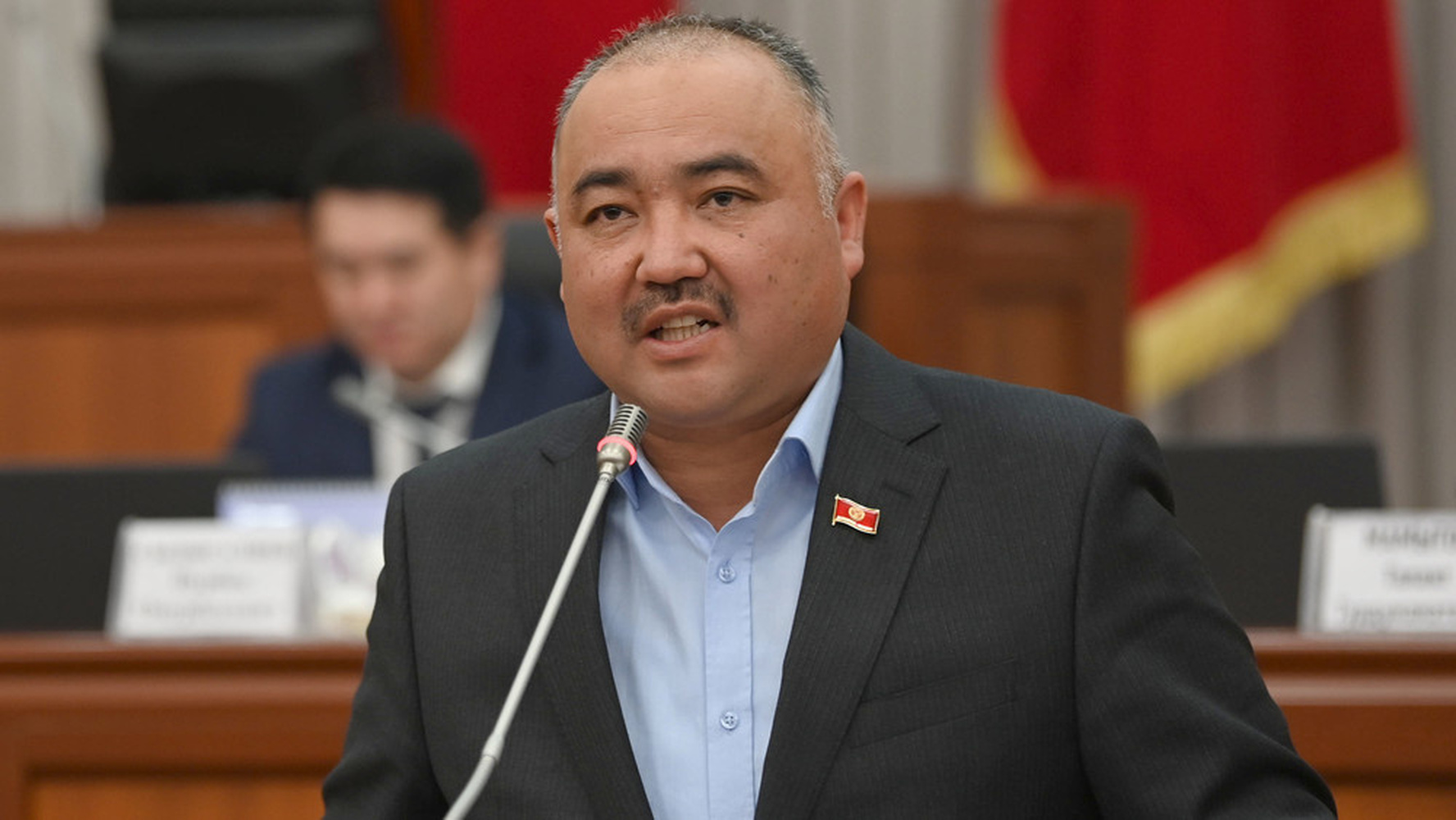 Нурланбек Шакиев, спикер кыргызского парламента