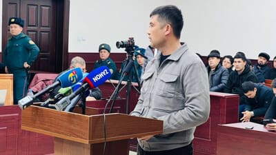 Бири 5 млрд сўраса, иккинчиси 8 млрд талаб қилди: “Док-1 Макс” судида сироп сабаб боласи ногирон бўлиб қолганлар тингланмоқда 