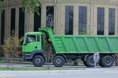Toshkentda 10 tonnadan og‘ir transport vositalarining tig‘iz vaqtlarda harakatlanishi taqiqlanadi
