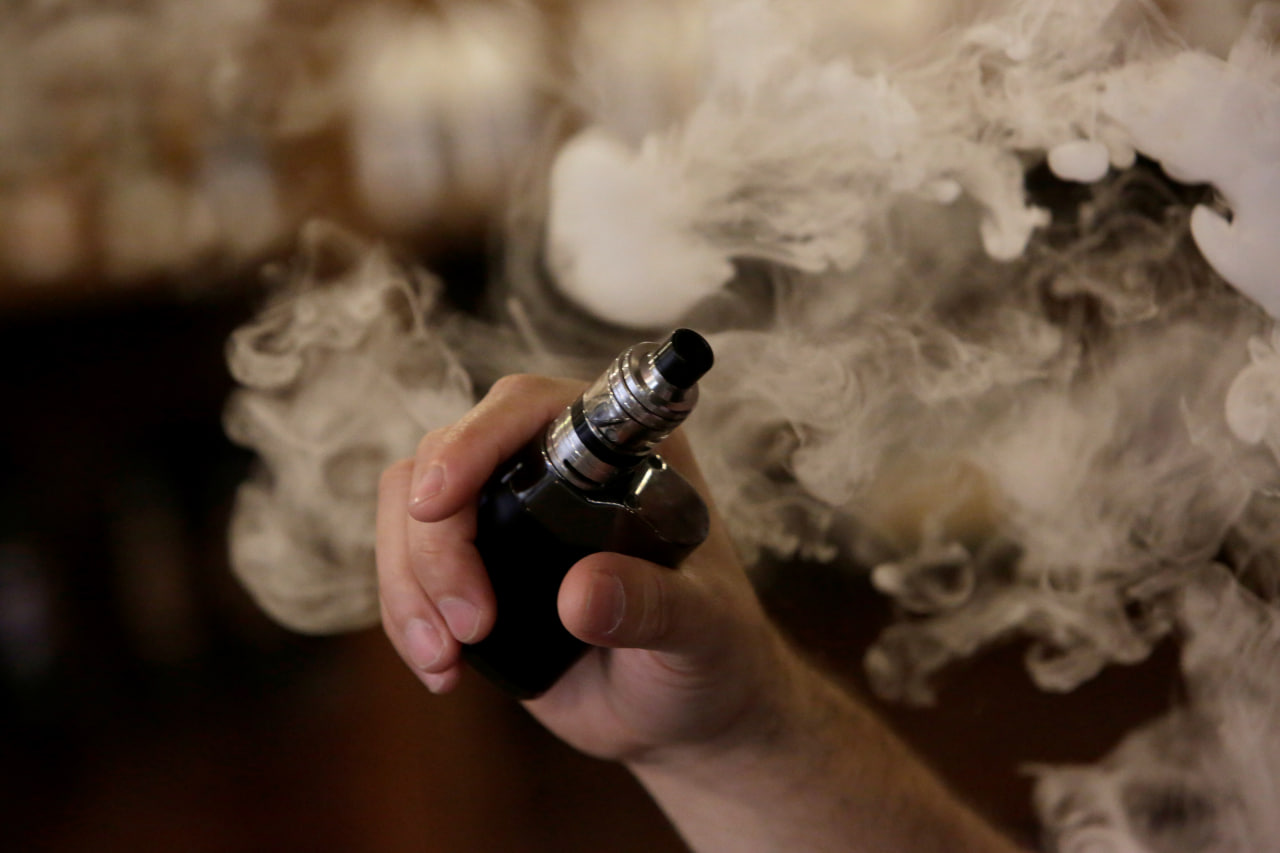 Central Asian countries consider e cigarette ban amid health