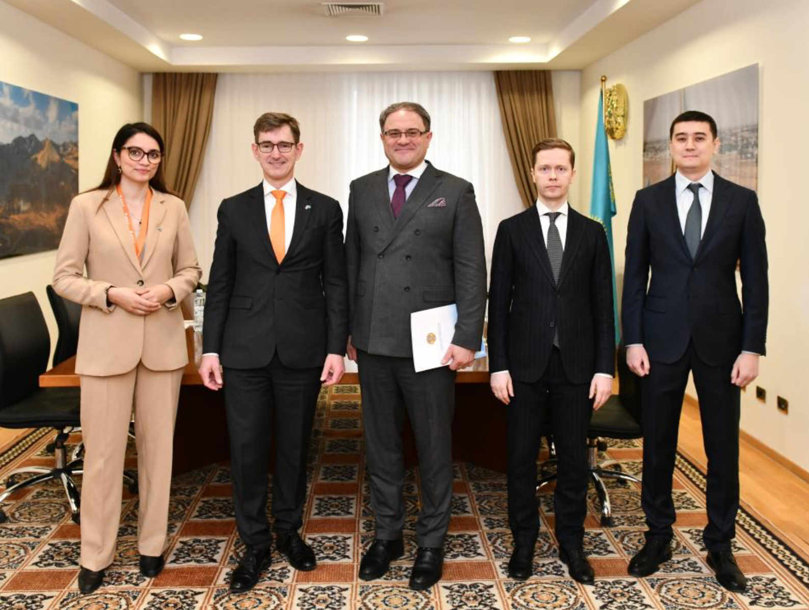 Kazachstan wil de samenwerking met België en Nederland vergroten — Daryo News