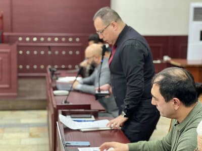 “Кариев пушаймонлик хати ёзмаган, унинг айби йўқ”. Адвокат прокурорнинг сўзларига эътироз билдирди