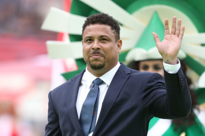 Zidan, Messi va Buffon. Braziliyalik Ronaldo o‘zining orzular jamoasini tuzdi 