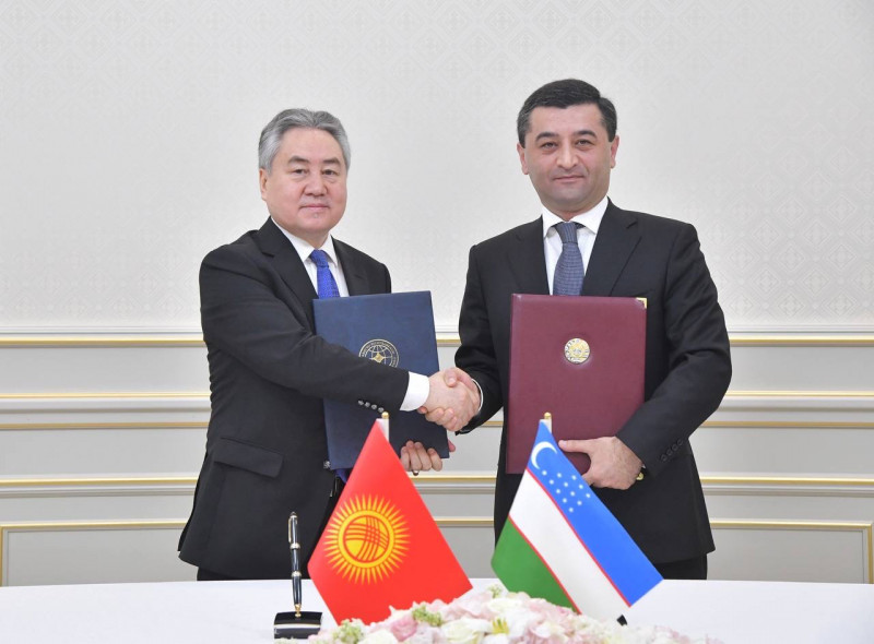Uzbekistan and Kyrgyzstan foreign ministers sign roadmap for enhanced cooperation 