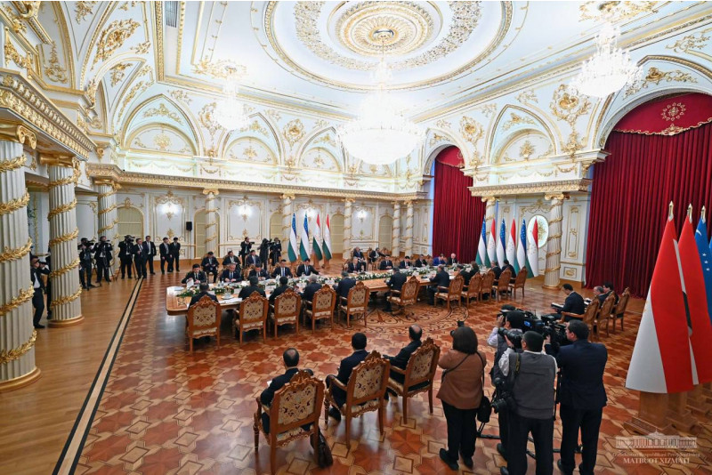 Узбекистан и Таджикистан подпишут договор о союзнических отношениях 