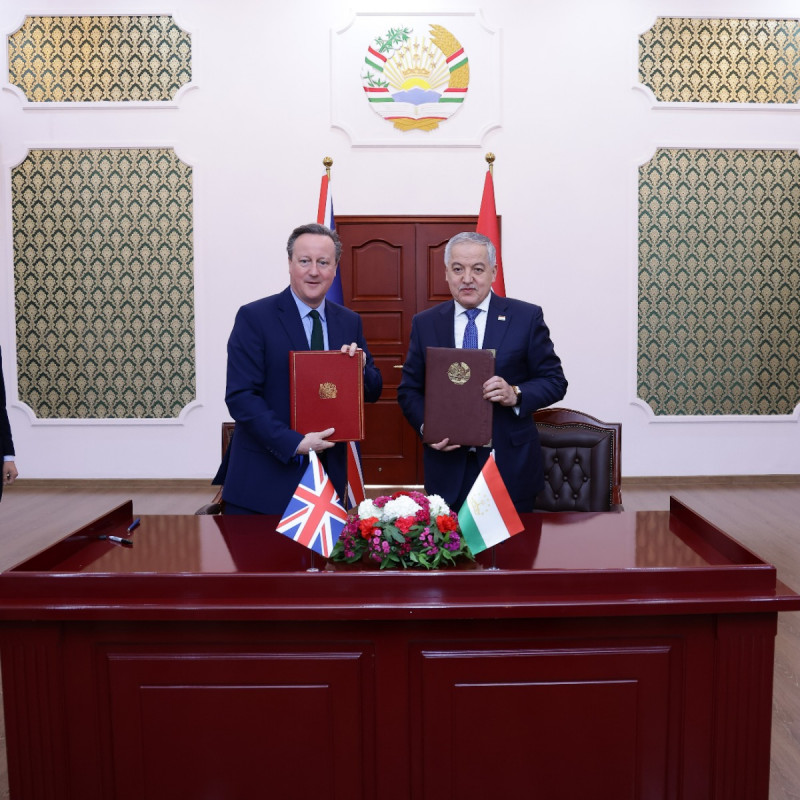 UK and Tajikistan sign air services agreement
