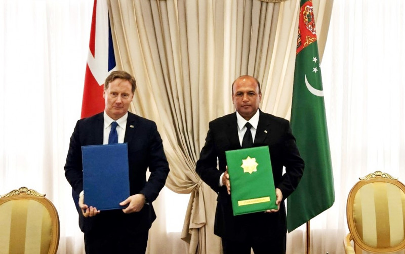 Великобритания и Туркменистан подписали Меморандум о сохранении биоразнообразия Каспия 