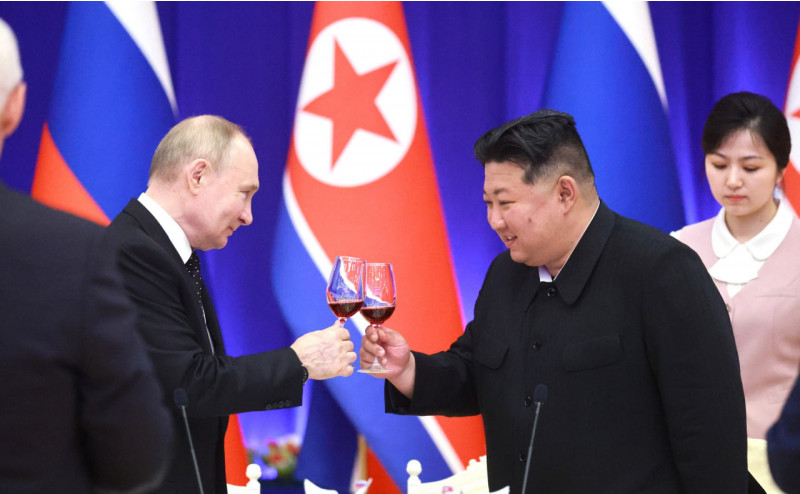 Putin va Kim Chen In bir-biriga qanday sovg‘alar berdi?