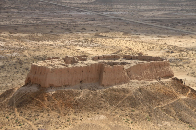 Chinese and Uzbek archaeologists unearth 8th-century BC settlement near Surkhandarya river