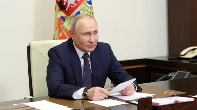 “БРИКС диктатурадан холи дунё қуриш тарафдори” — Владимир Путин