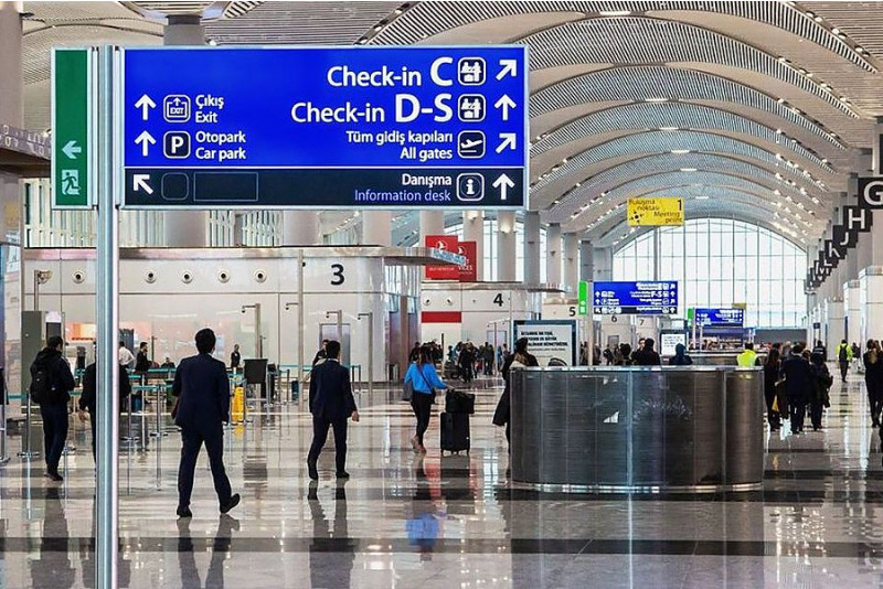 В турецких аэропортах усилены меры безопасности - Anadolu