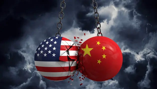 Китай назвал США «империей лжи»