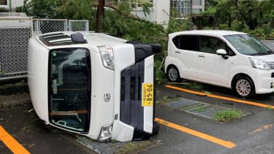 To‘fon tufayli Yaponiyada qariyb 255 mingta xonadon elektr taʼminotisiz qoldi  