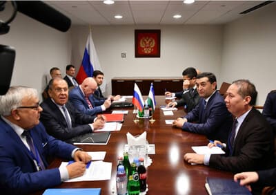 O‘zbekiston va Rossiya tashqi ishlar vazirlari uchrashuvida “davlatlar bir-birlarining ichki ishlariga aralashmasligi muhimligi” taʼkidlandi