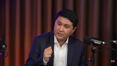 “Afsuski, hozir qarorlarni noqonuniy tarzda yopiq qabul qilganlarga javobgarlik yo‘q” — Akmal Burxonov