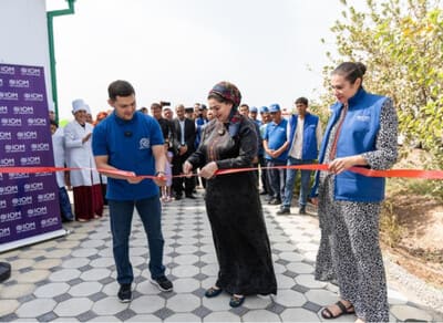 Turkmenistan opens renovated medical facility in Parahatchylyk to serve local and Afghan communities 