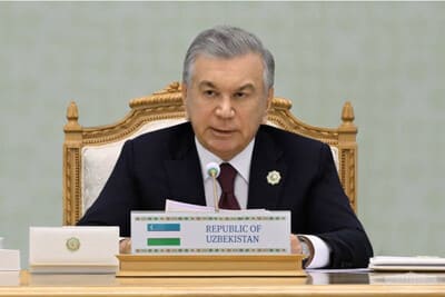 Uzbekistan’s president honors 300th anniversary of Magtymguly Fragi in Ashgabat