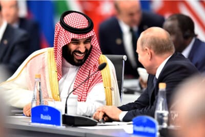 “Rossiya uchun yomon ssenariy”. Saudiya valiahd shahzodasi BRIKS sammitiga borishdan bosh tortdi va neftni 50 dollargacha tushirish bilan tahdid qildi